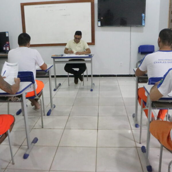 Educação é pilar para ressocialização de pessoas privadas de liberdade em presídio de Sena Madureira