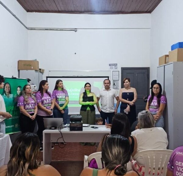 Iapen e Semulher realizam curso de customização para mulheres em vulnerabilidade